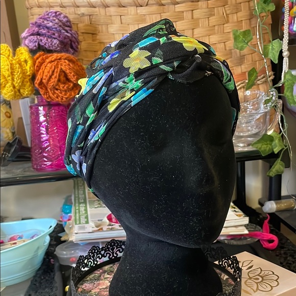 Floral Black Headwrap - Picture 2 of 5